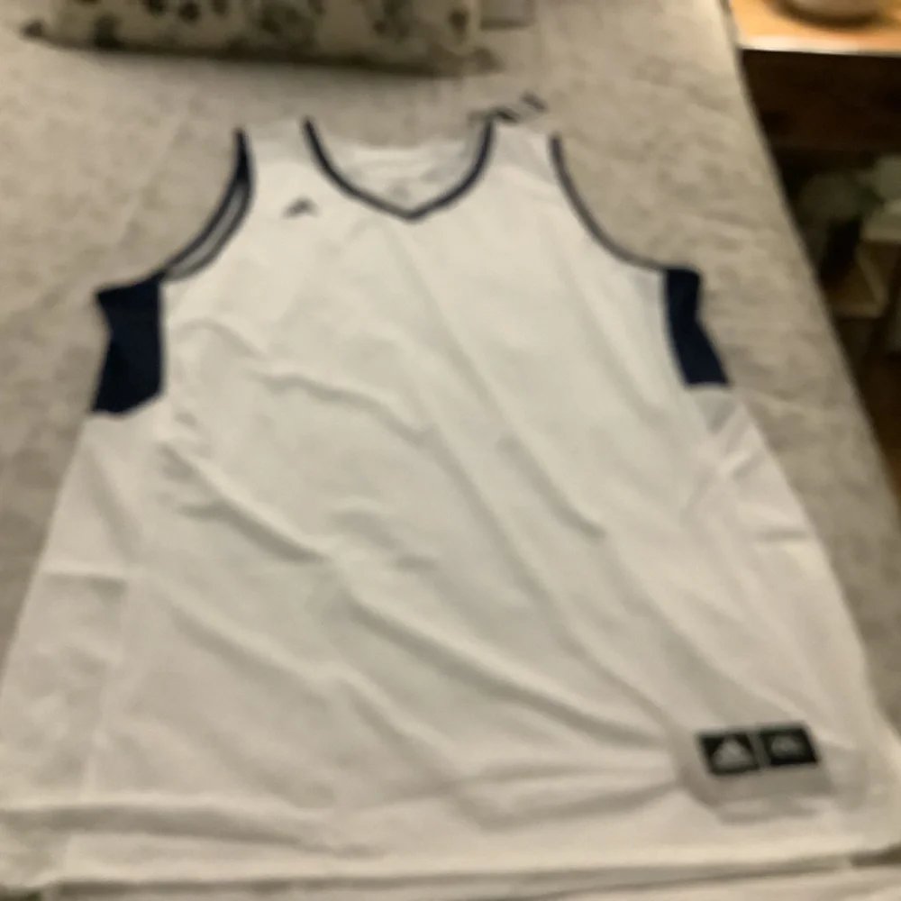 Jersey - Picture 3 of 7